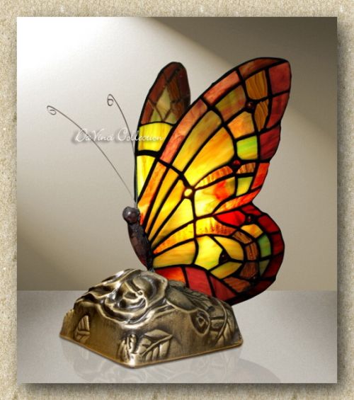 Farfalla TIFFANY in mosaico di vetro DaVinci Collection